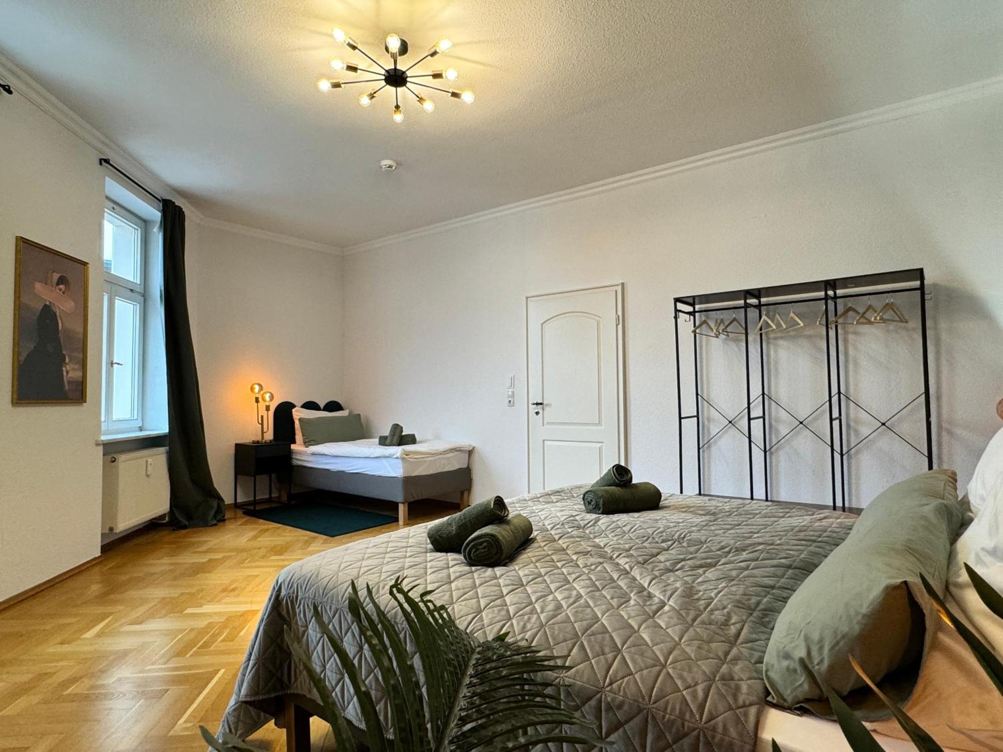 Rebelrents #4 Design Trifft Komfort - Einzigartiges Ferienapartment In Der Nahe Des Hauptbahnhofs Halle  Exterior foto